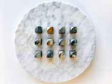 Load image into Gallery viewer, Whiskey Stones