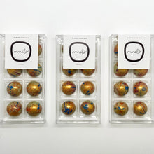 Load image into Gallery viewer, Matcha Mint, Carbonated Sugar, Vegan Chocolate Buttons - 8.pcs
